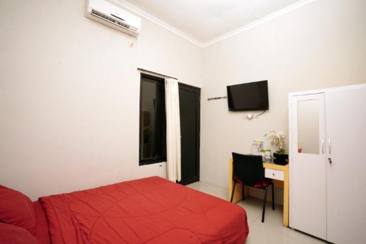 Hostel Dparagon Pamela 3 Yogyakarta Exterior foto